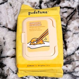 Lemon infused Makeup Removing Wipes